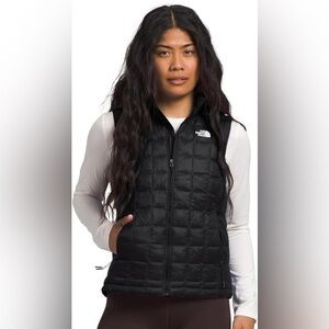 The North Face Women's Black Puffer Vest